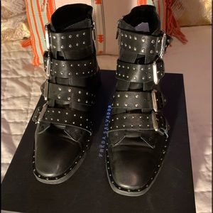 TOPSHOP Studded Buckle Boots